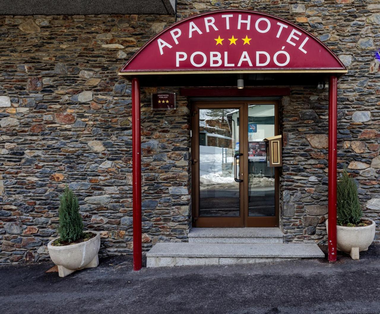 Apartamentos Turisticos Poblado Arinsal Exterior foto