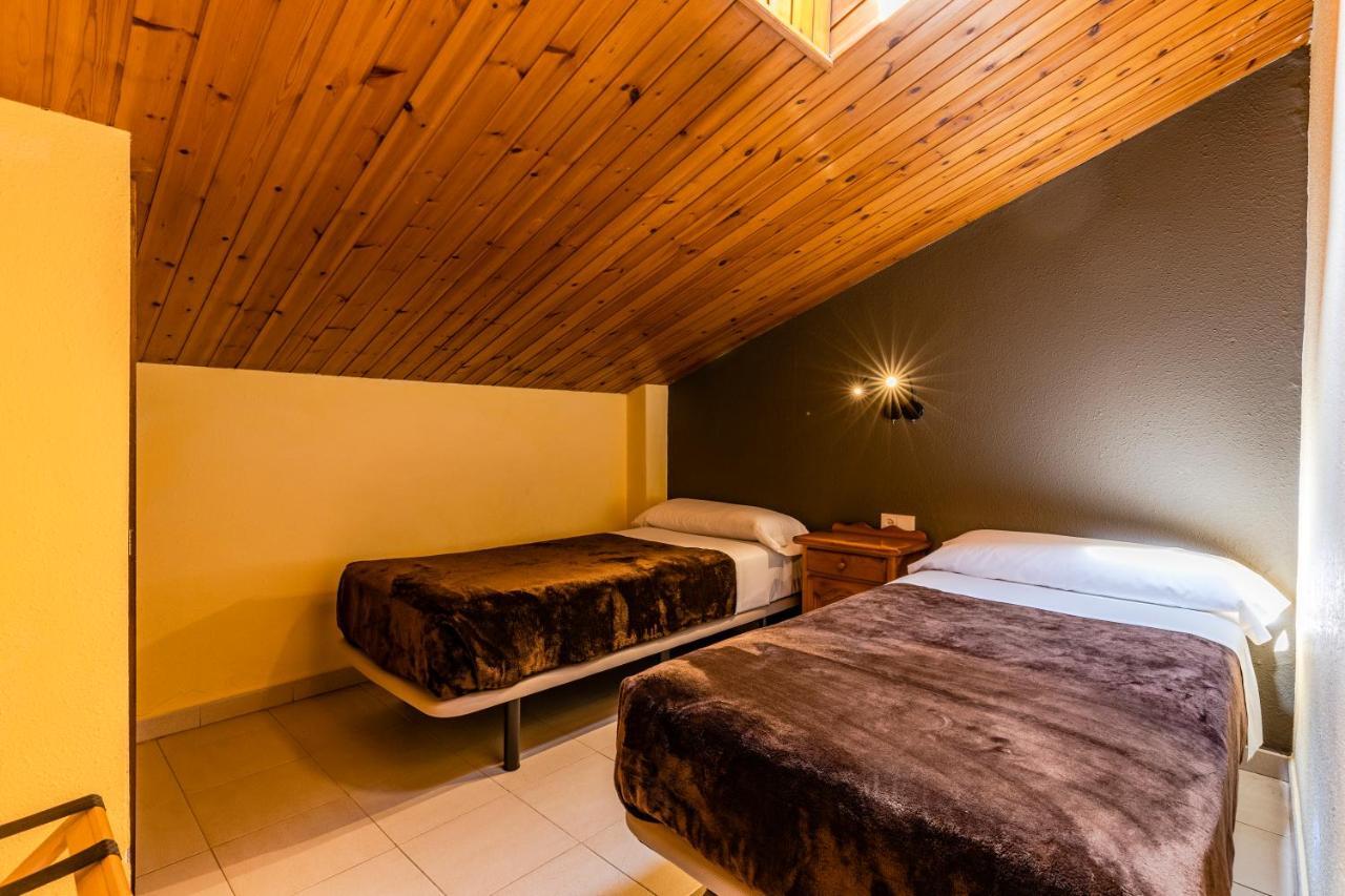 Apartamentos Turisticos Poblado Arinsal Exterior foto